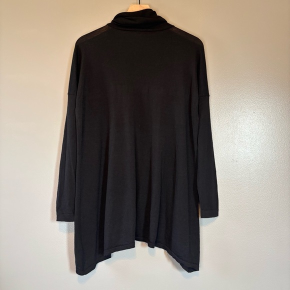 Eileen Fisher Medium Merino Wool Turtleneck Thin Sweater Italian Yarn Black - Picture 3 of 7